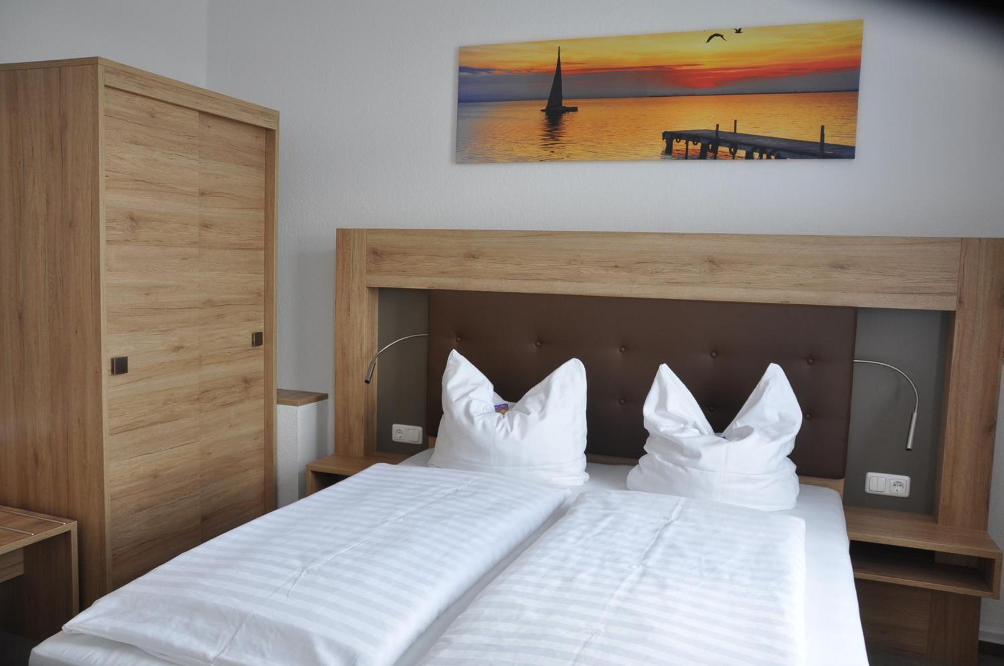 Pension Zum Alten Faehrhaus Rostock Eksteriør billede